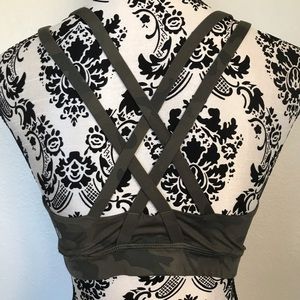 Lululemon free to be sports bras